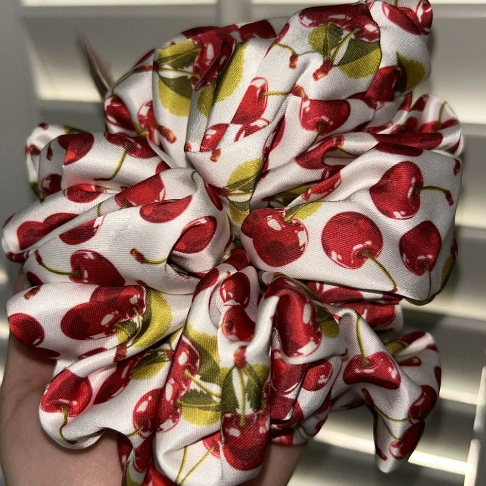 🇺🇸FIRM PRICE🇺🇸Jumbo 2 Cherry and Lemon Print Scrunchies